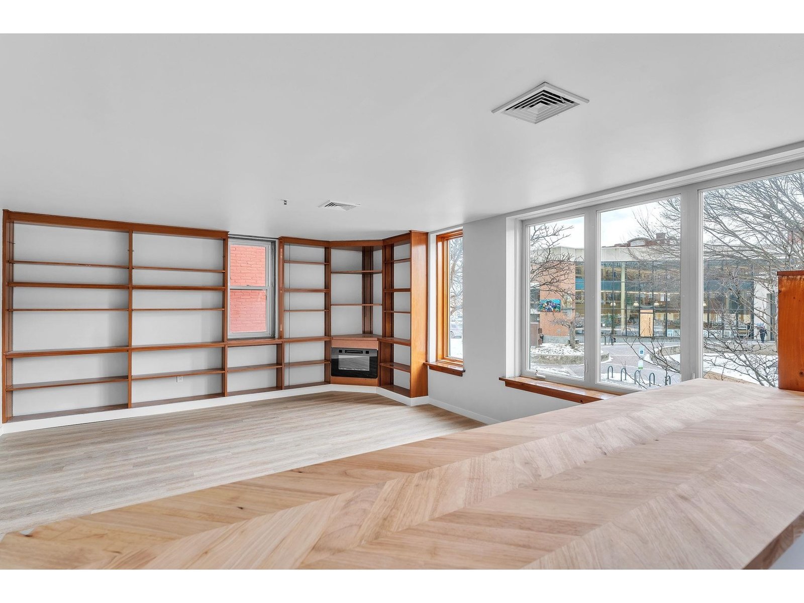 230 College Street, Unit 12