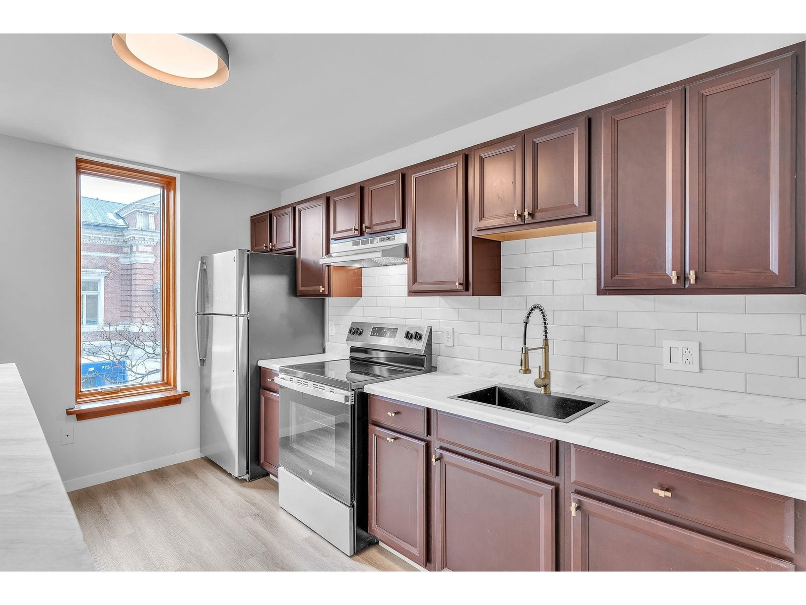 230 College Street, Unit 12