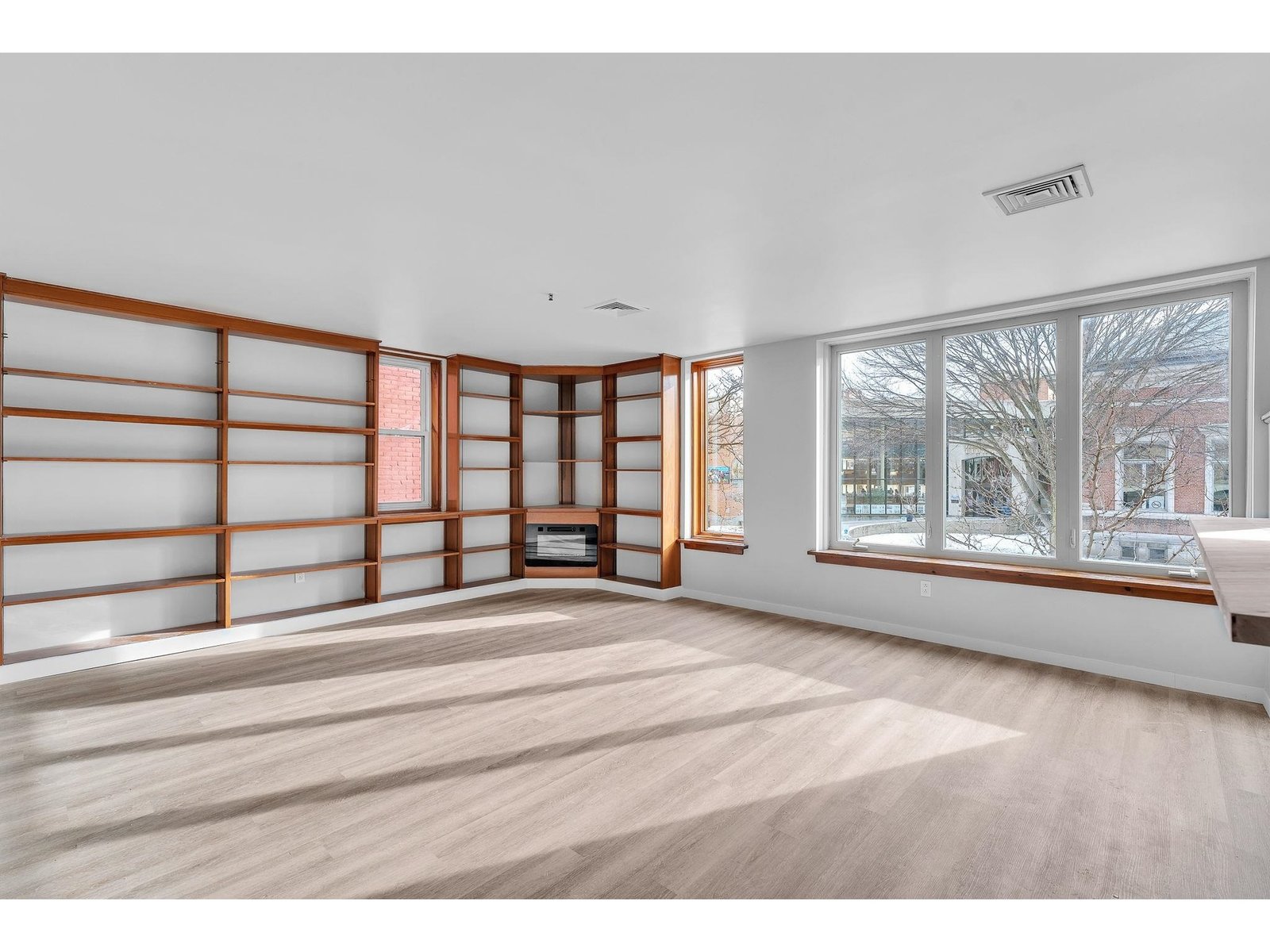 230 College Street, Unit 12