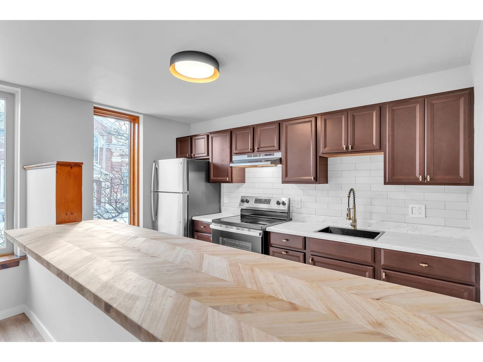 230 College Street, Unit 12