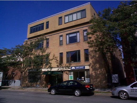 230 College Street, Unit 3