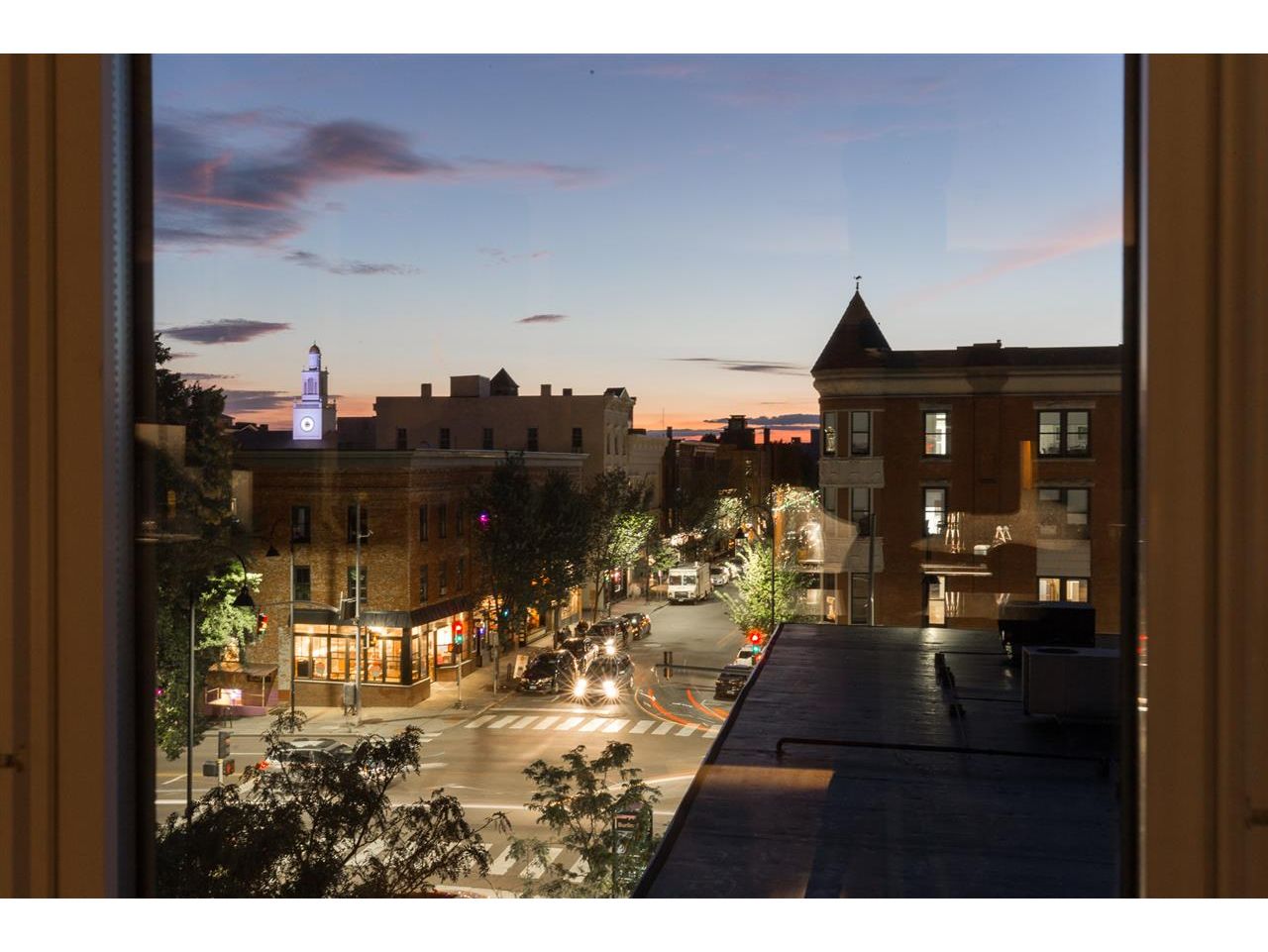 230 College Street, Unit 3