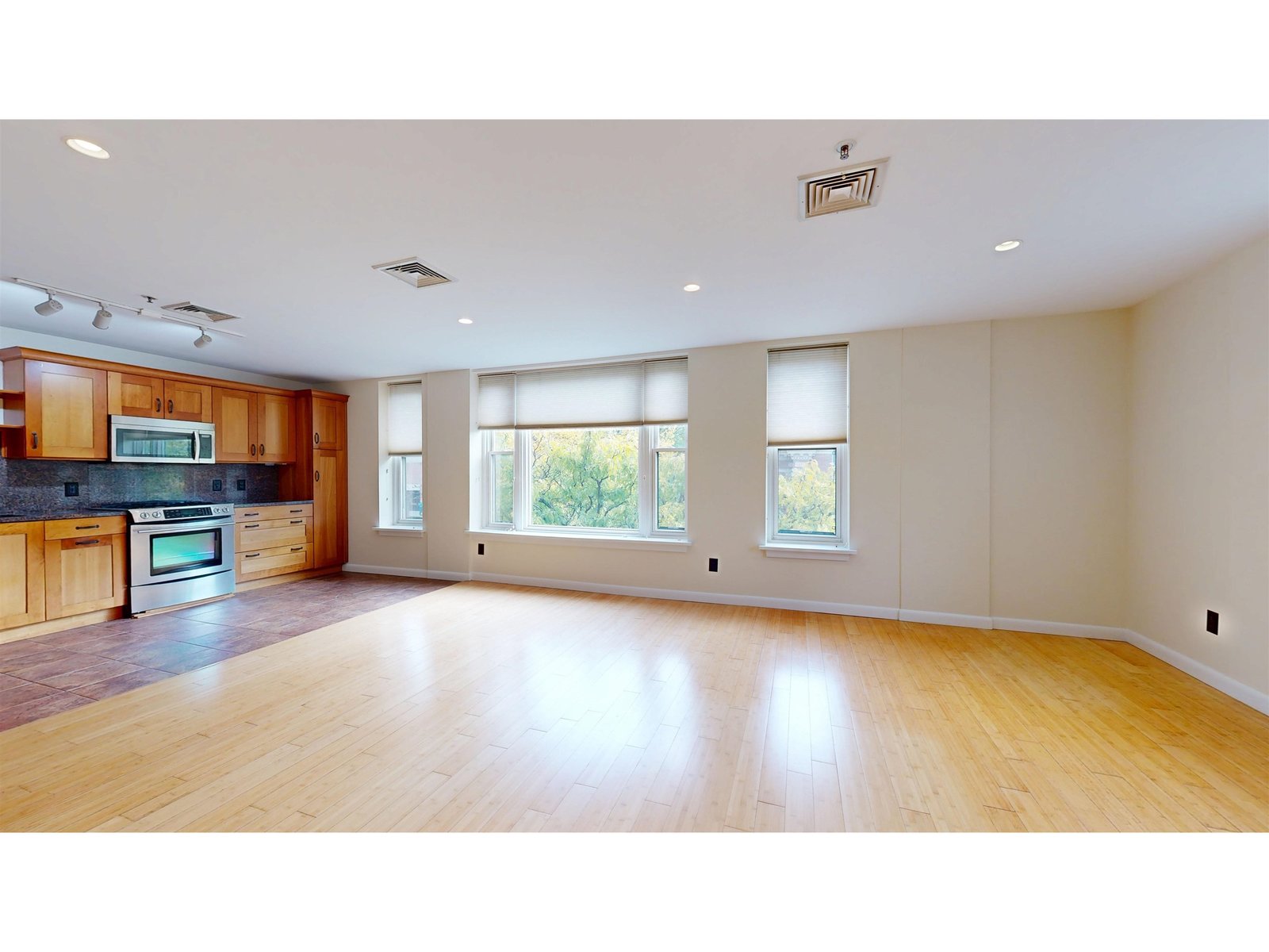 230 College Street, Unit 7