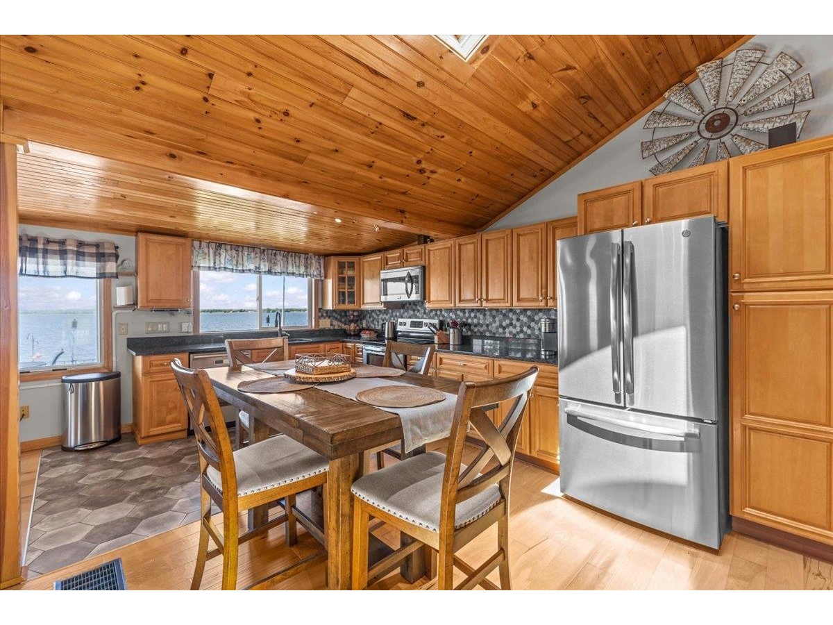 230 Lakewood Drive