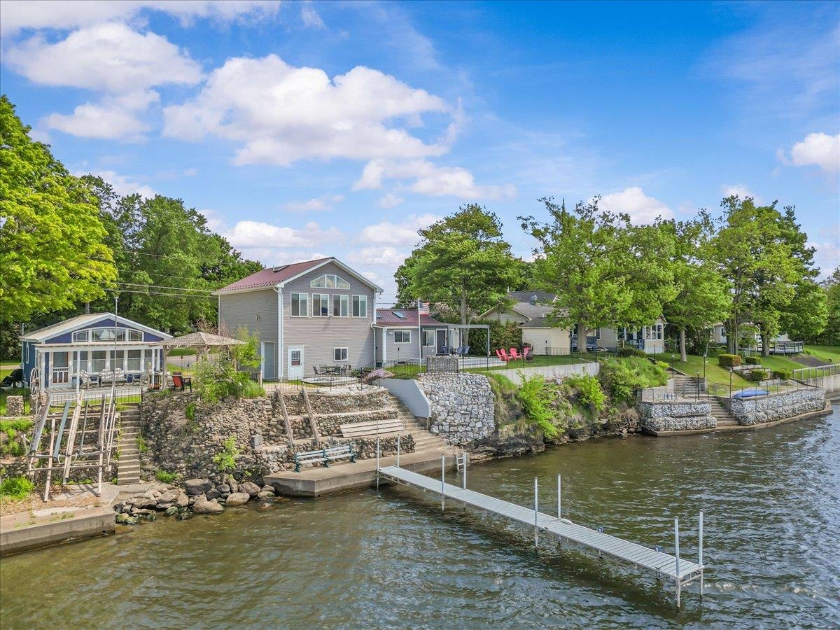 230 Lakewood Drive