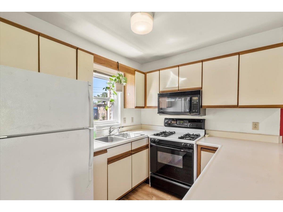 232 Manhattan Drive, Unit 6