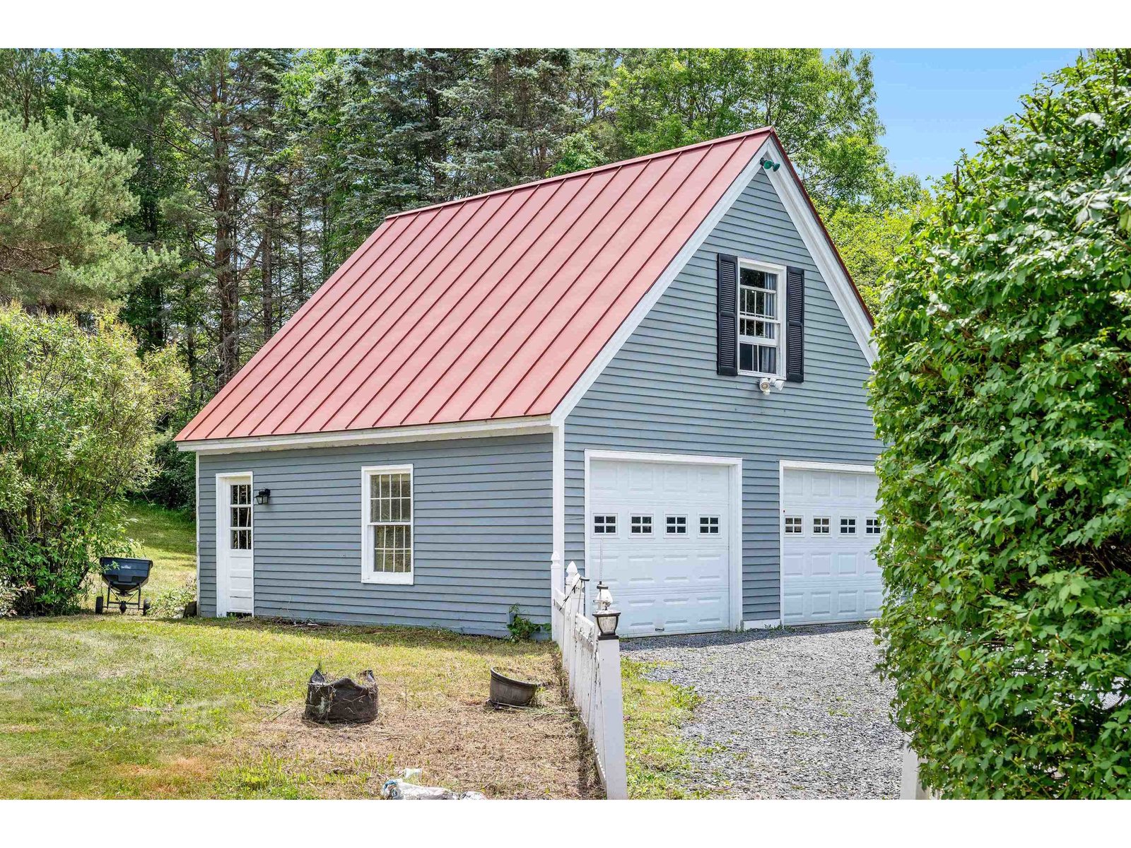 2323 Snowbridge Road