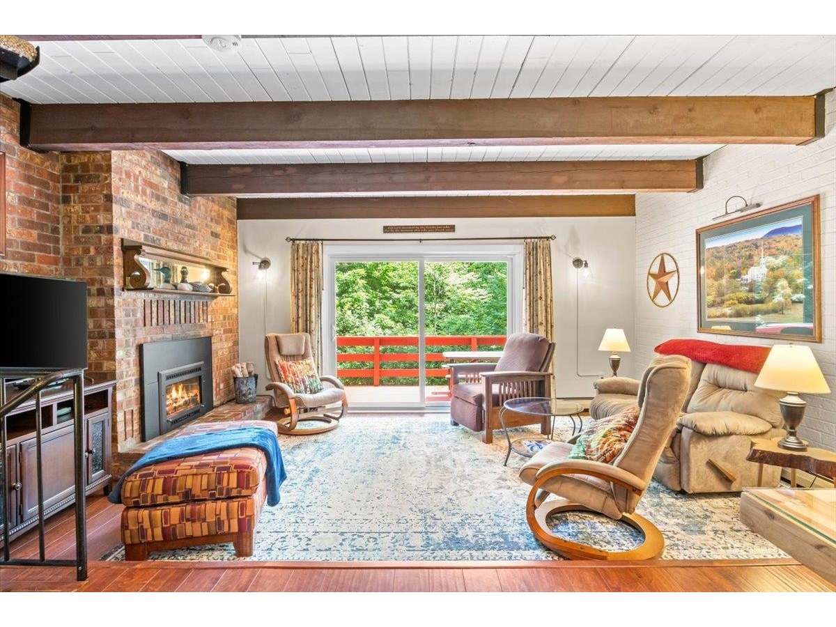 233 Fox Hill Road, Unit 44