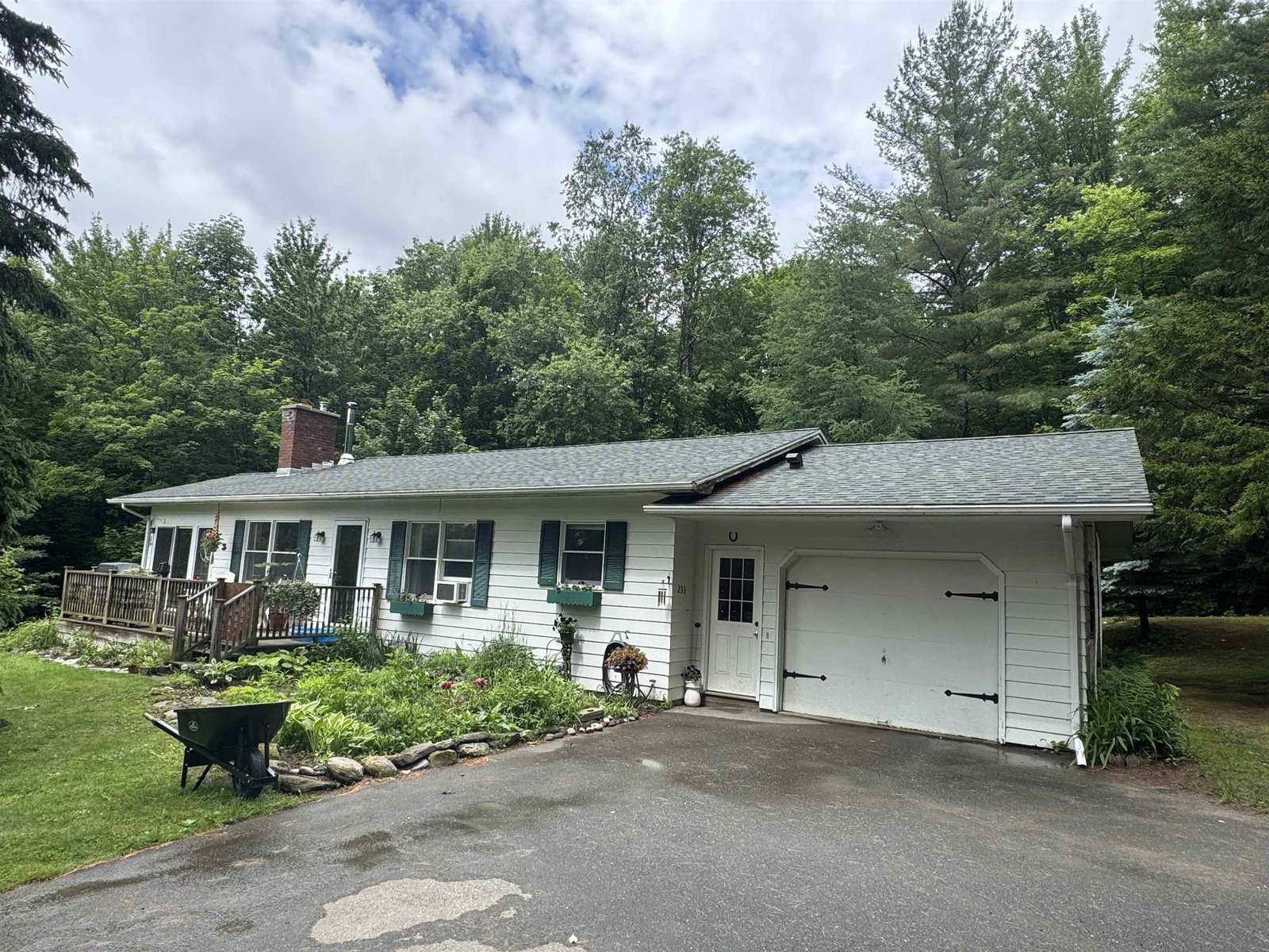 233 N Hill Road