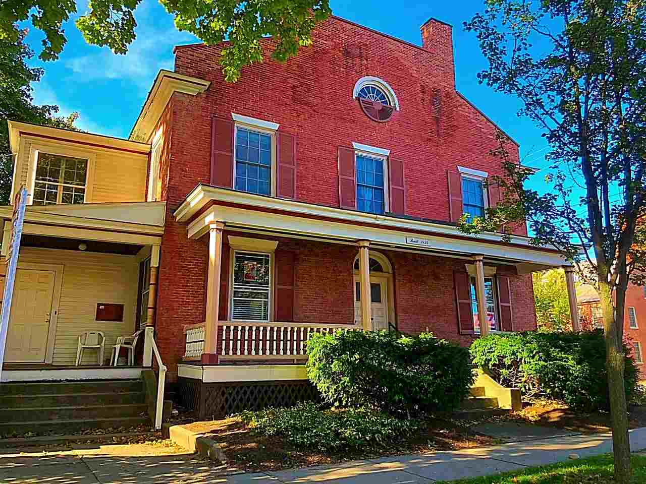 233 Pearl Street