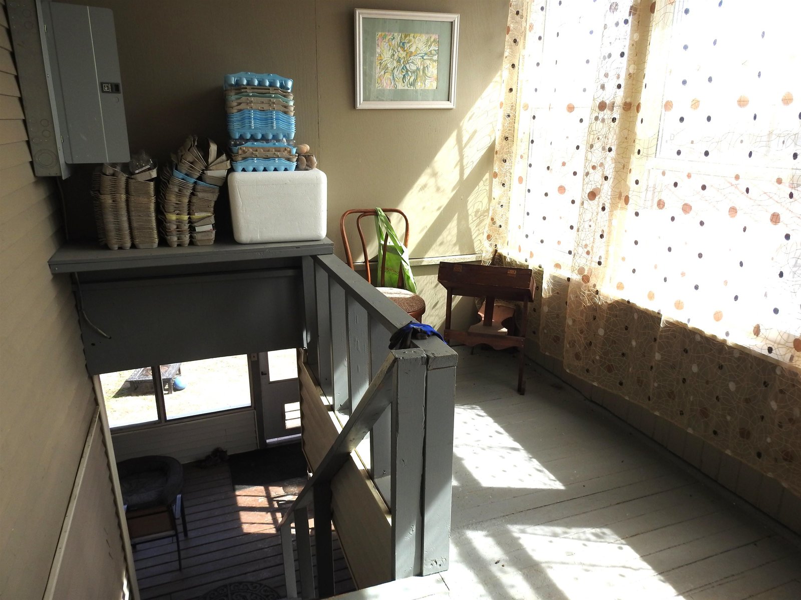 Top of te stairs entryway for 2nd floor accessory apartment