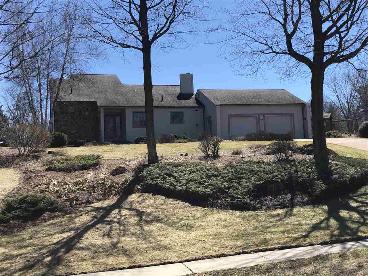 233 Van Patten Parkway