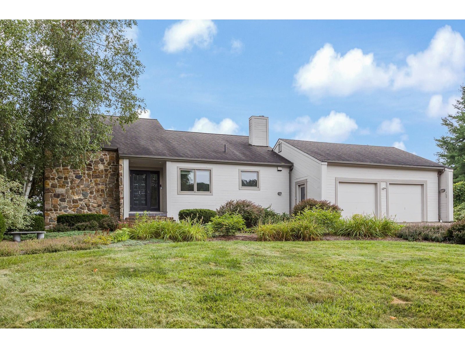 233 Van Patten Parkway