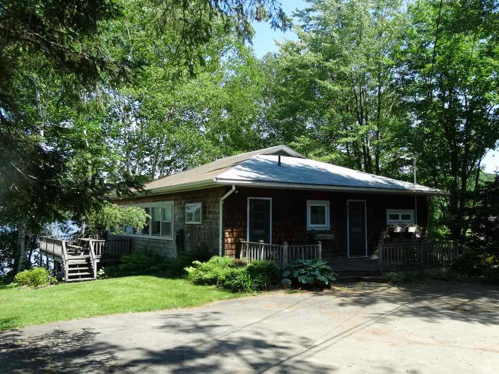 233 Wishing Well Avenue