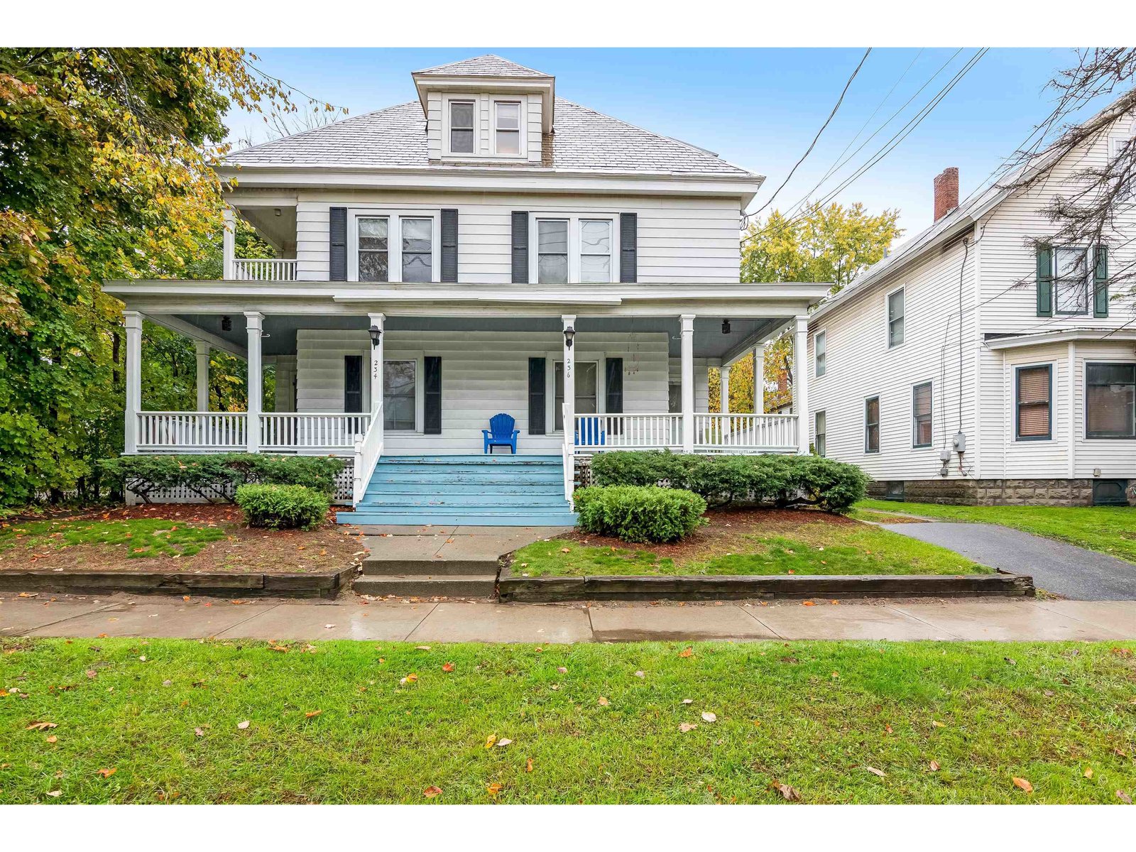 234-236 Shelburne Street, Burlington 234-236 Shelburne Street, Burlington