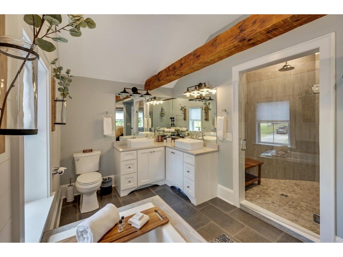 234 East Road, Unit 1