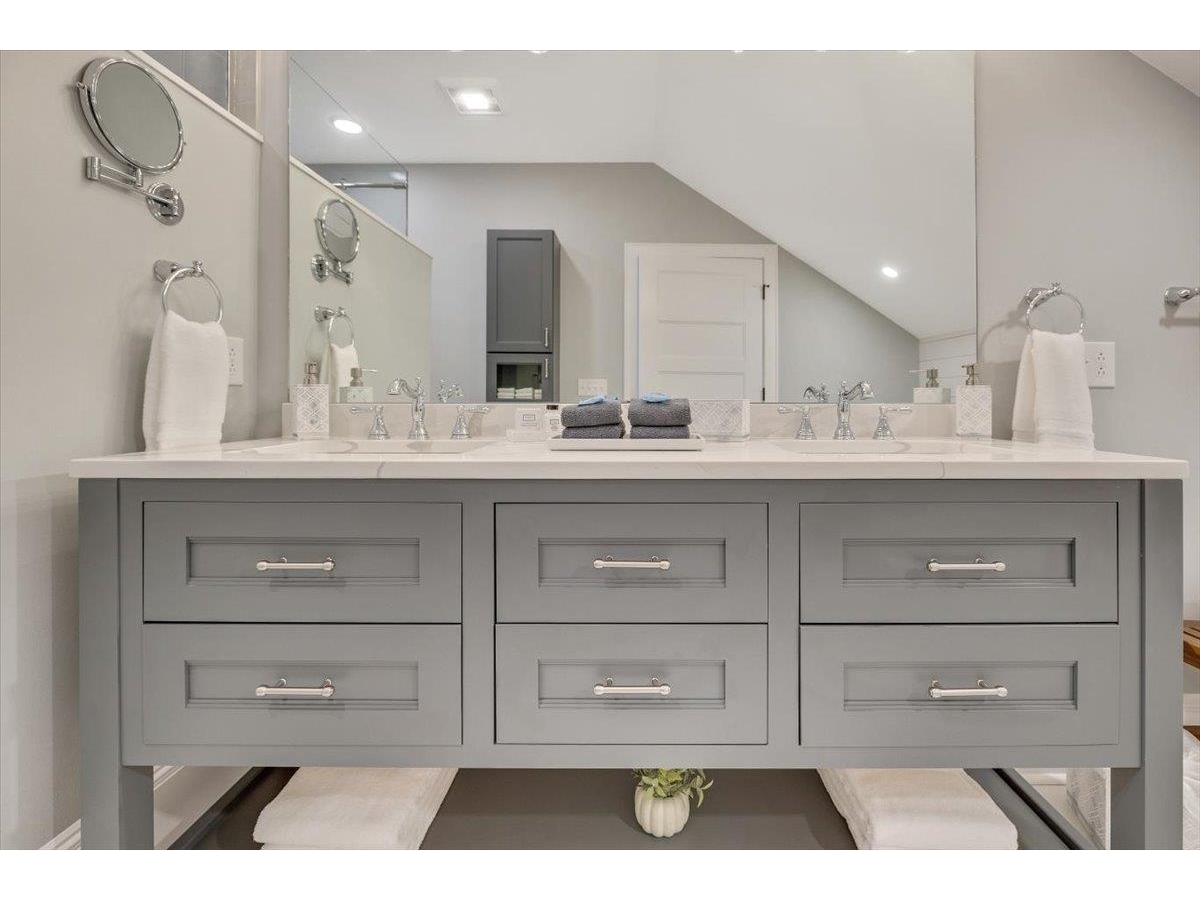 234 East Road, Unit 1