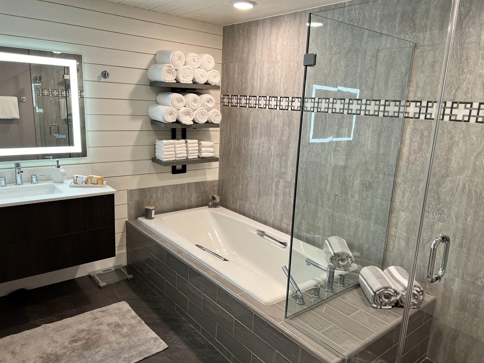 234 East Road, Unit 1