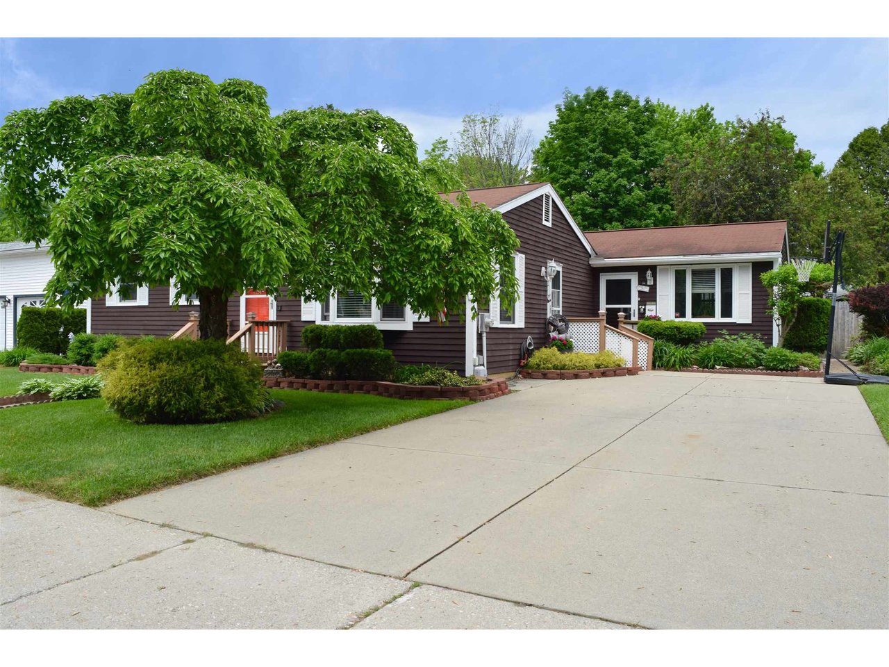 234 Gazo Avenue, Burlington 234 Gazo Avenue, Burlington