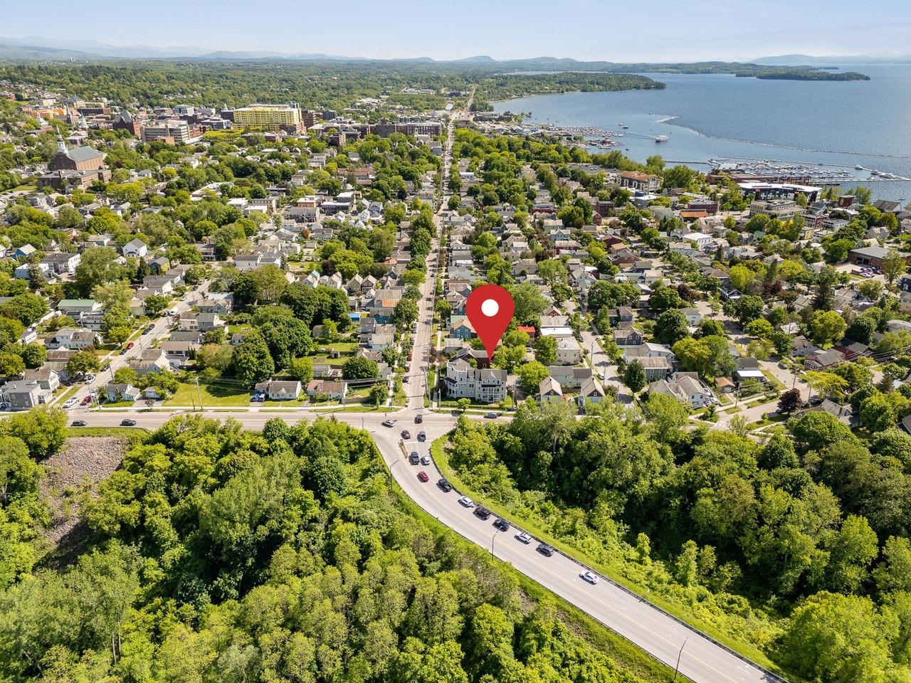 Easily accessible to downtown