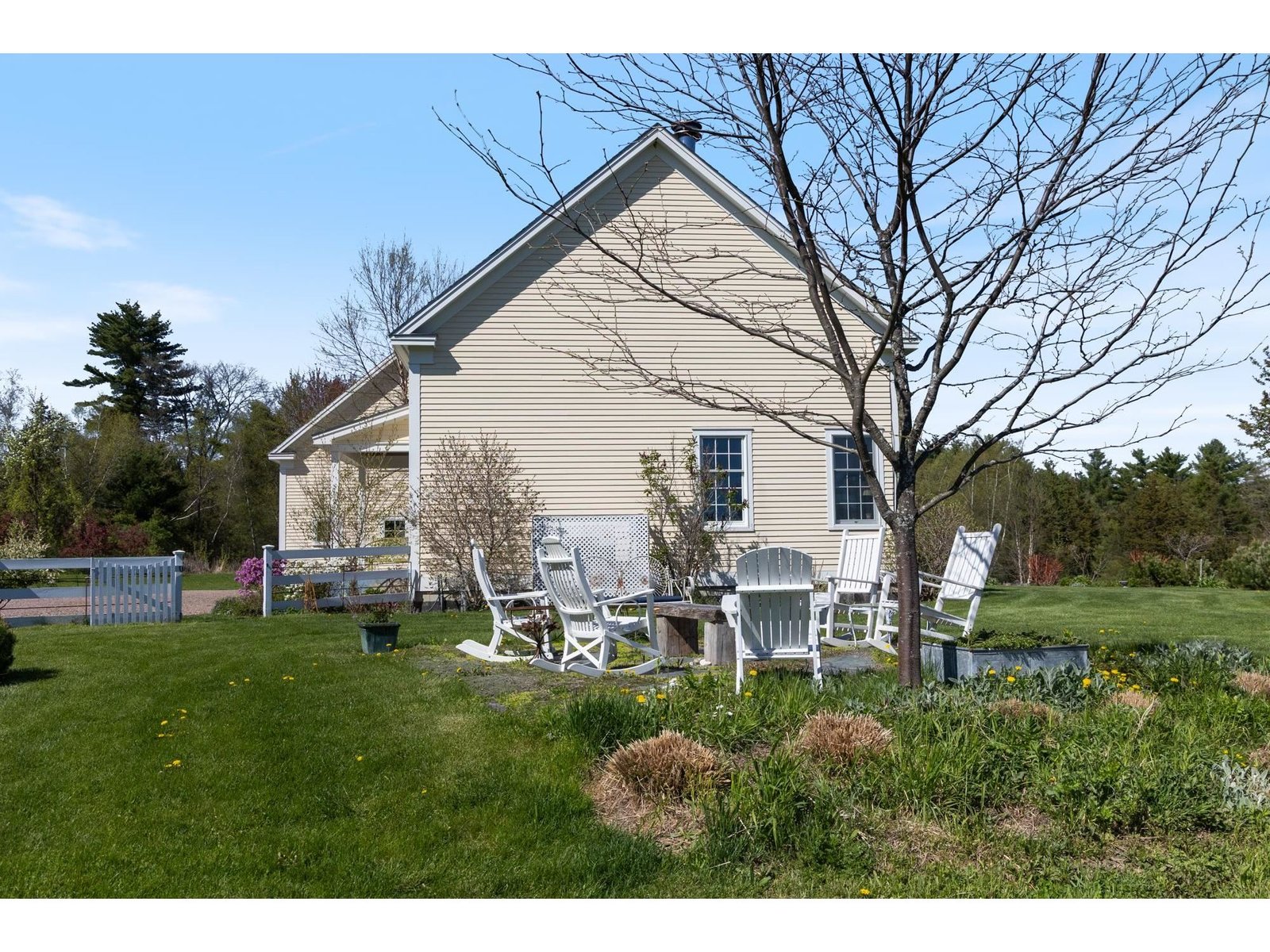 235 Primrose Lane