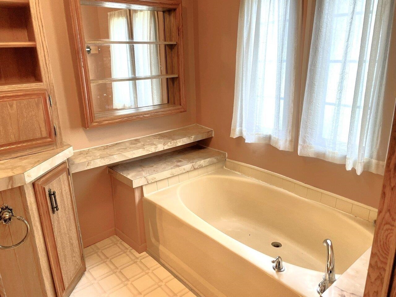 Luxurious soaking tub!