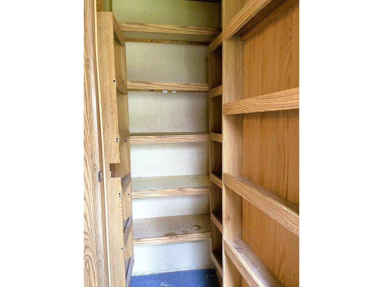 Convenient pantry