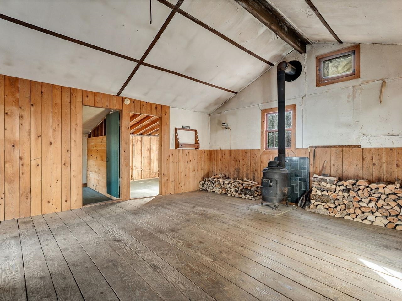 Doors to bedrooms