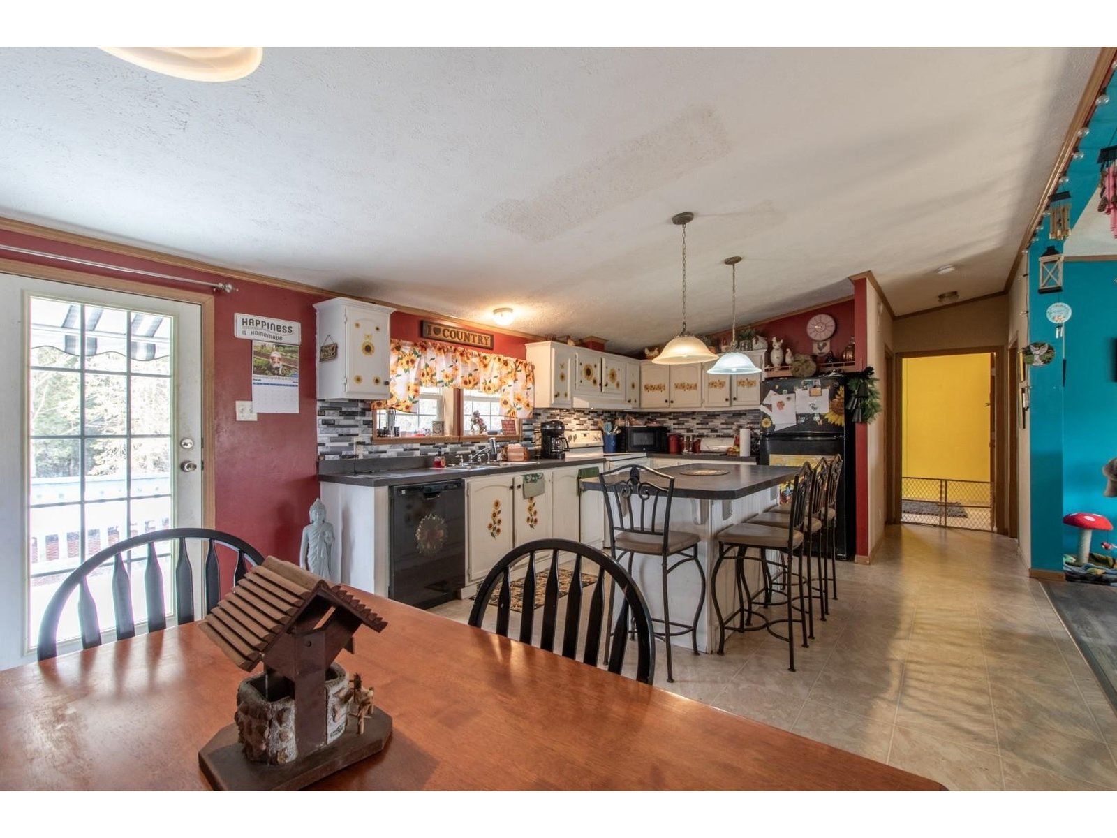 Kitchen/Dining