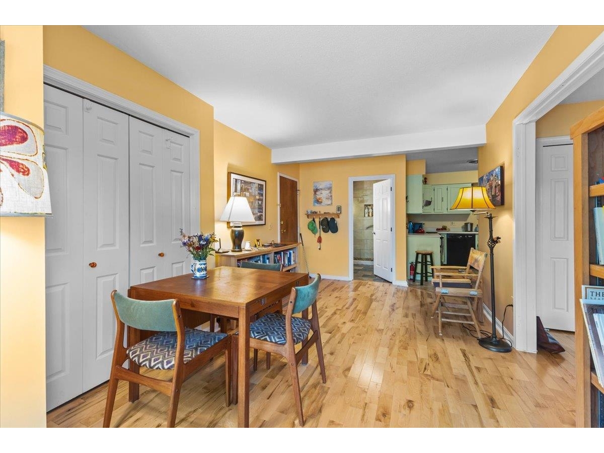 236 South Prospect Street, Unit 3