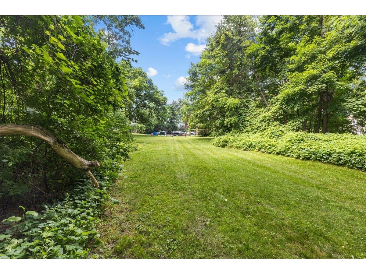 236 South Prospect Street, Unit 3