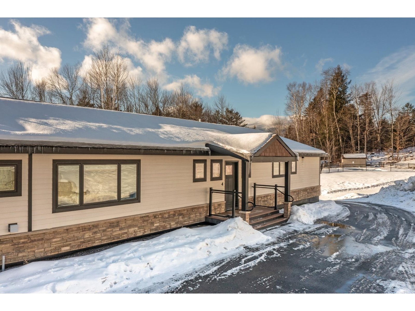 2366 Mountain Road, Unit 4