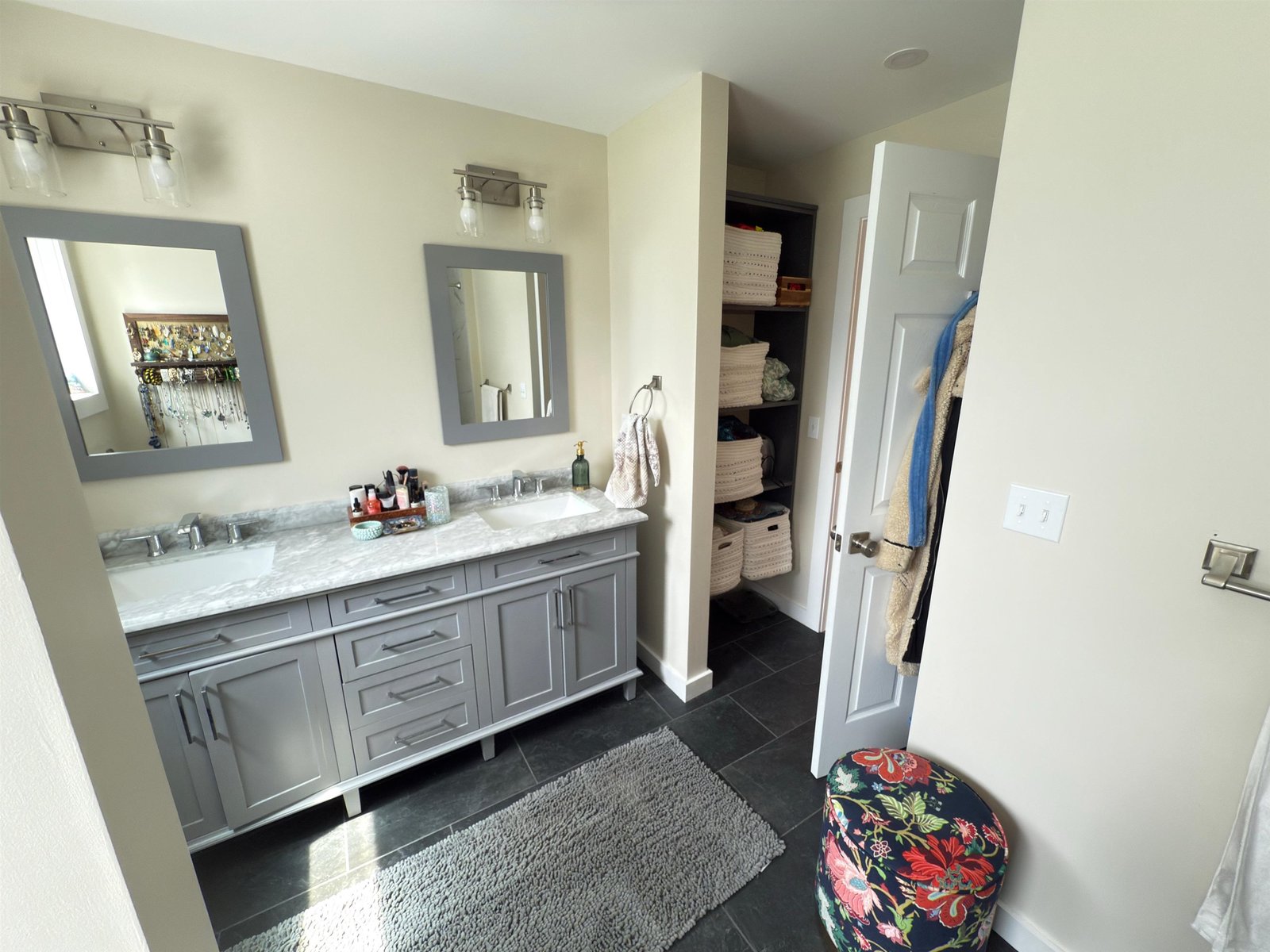 2366 mountain Road, Unit unit 3