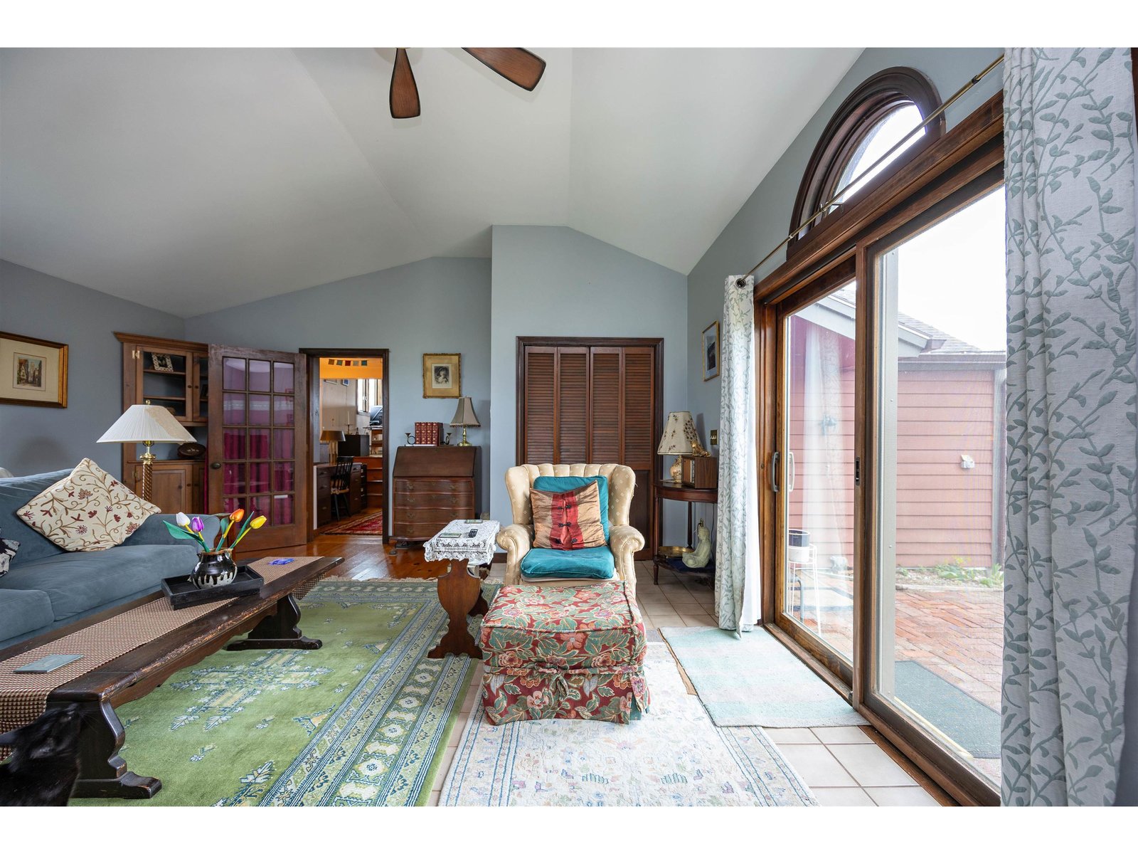 238 Greenbanks Hollow Road