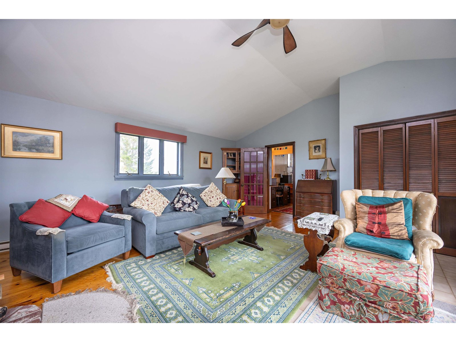 238 Greenbanks Hollow Road