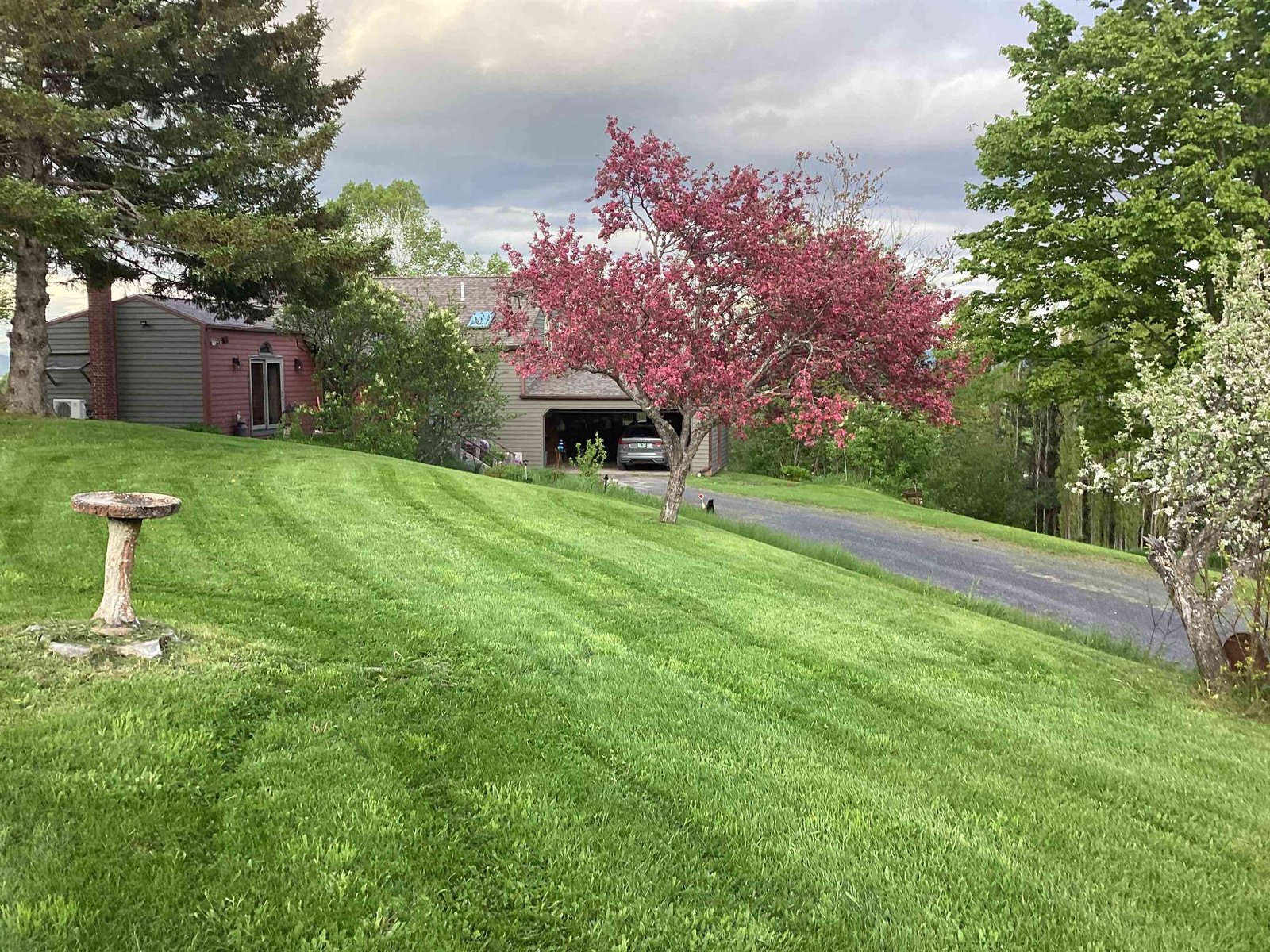238 Greenbanks Hollow Road