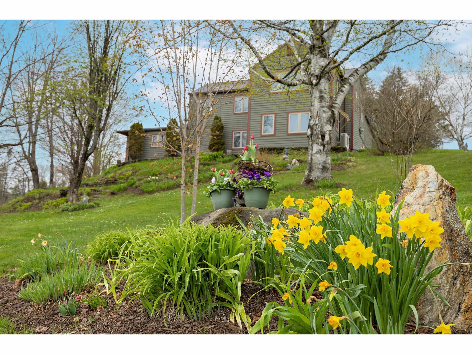 238 Greenbanks Hollow Road