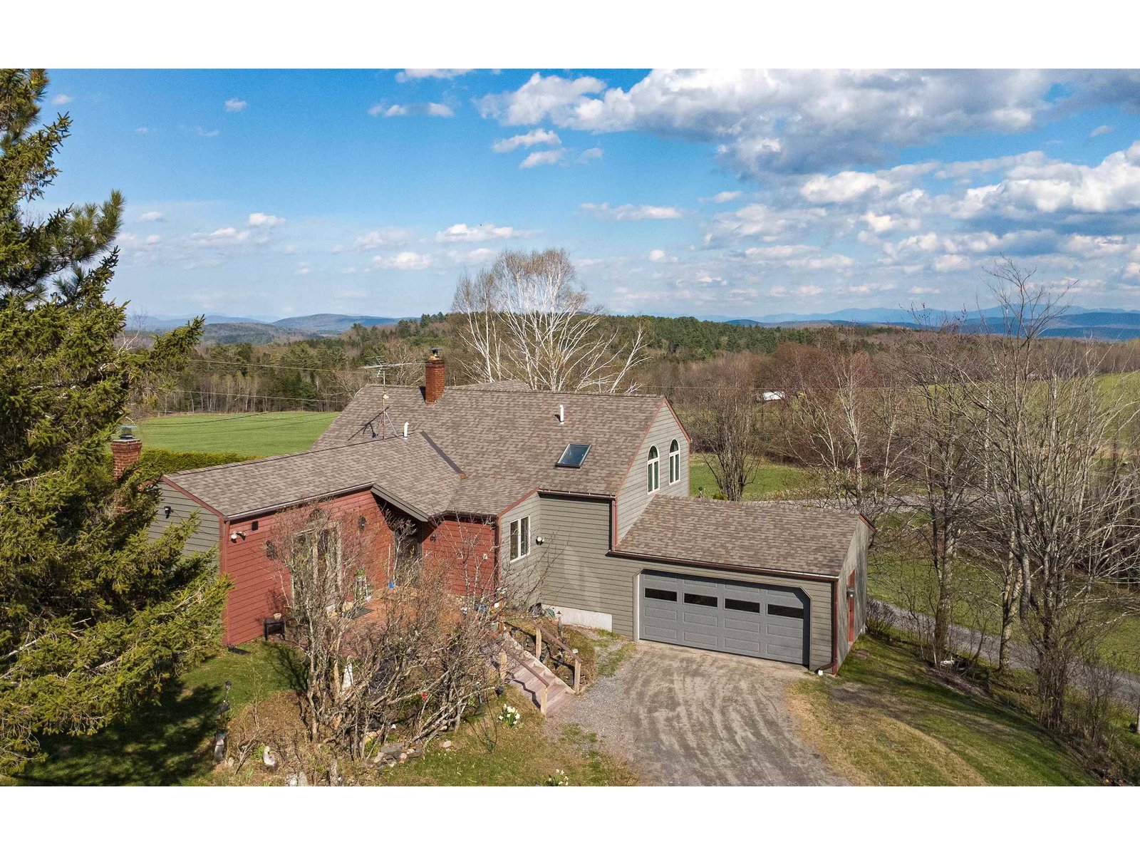 238 Greenbanks Hollow Road