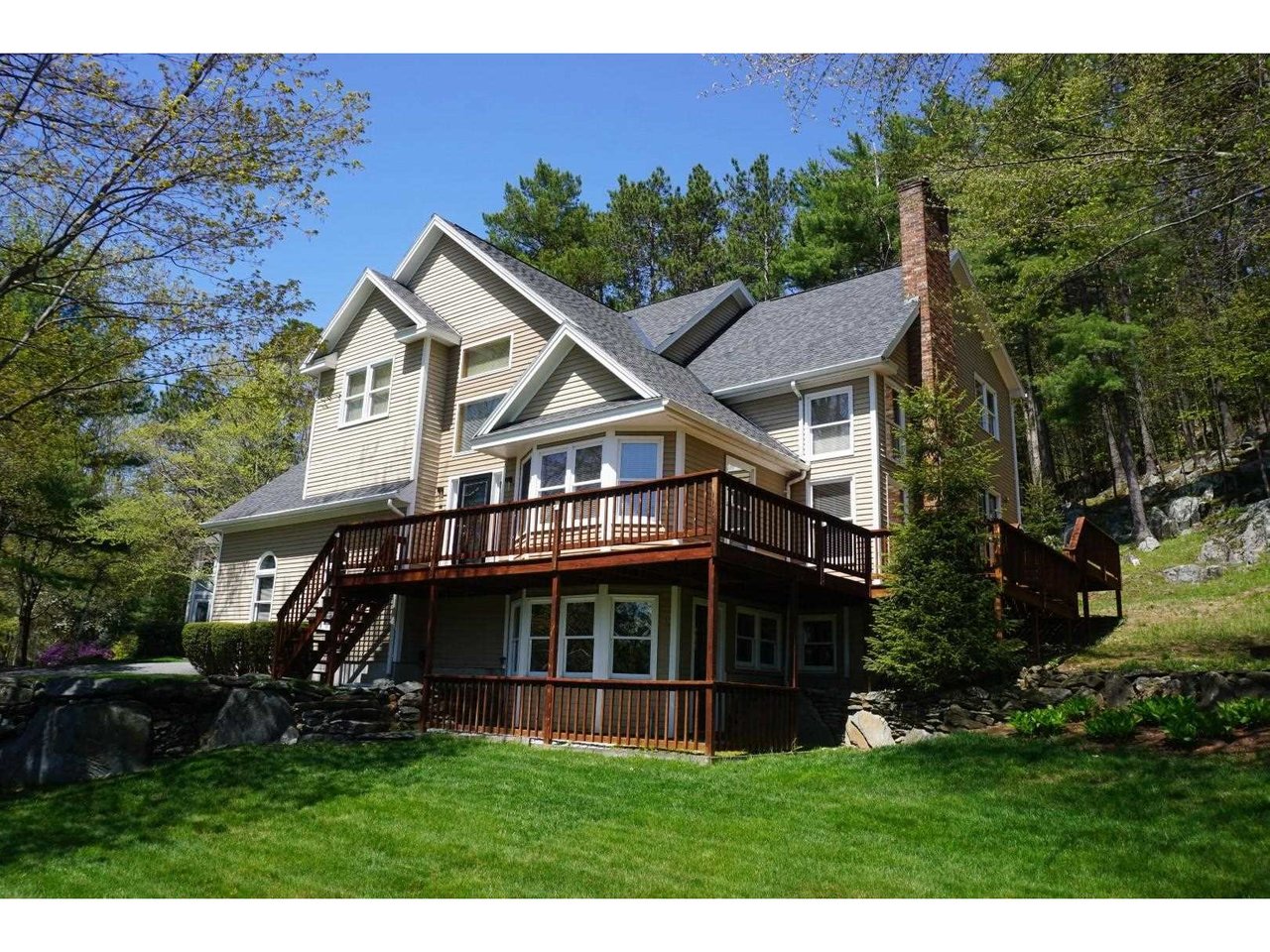 238 Westall Drive