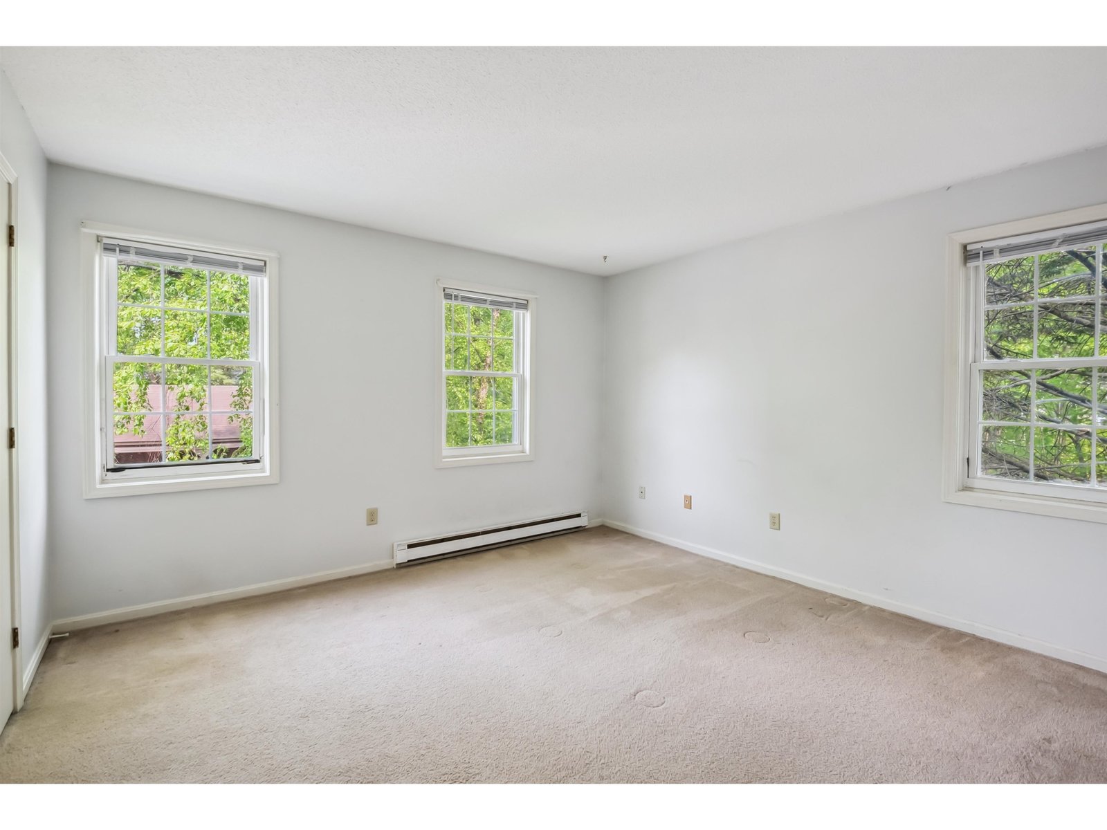 239 Twin Oaks Terrace