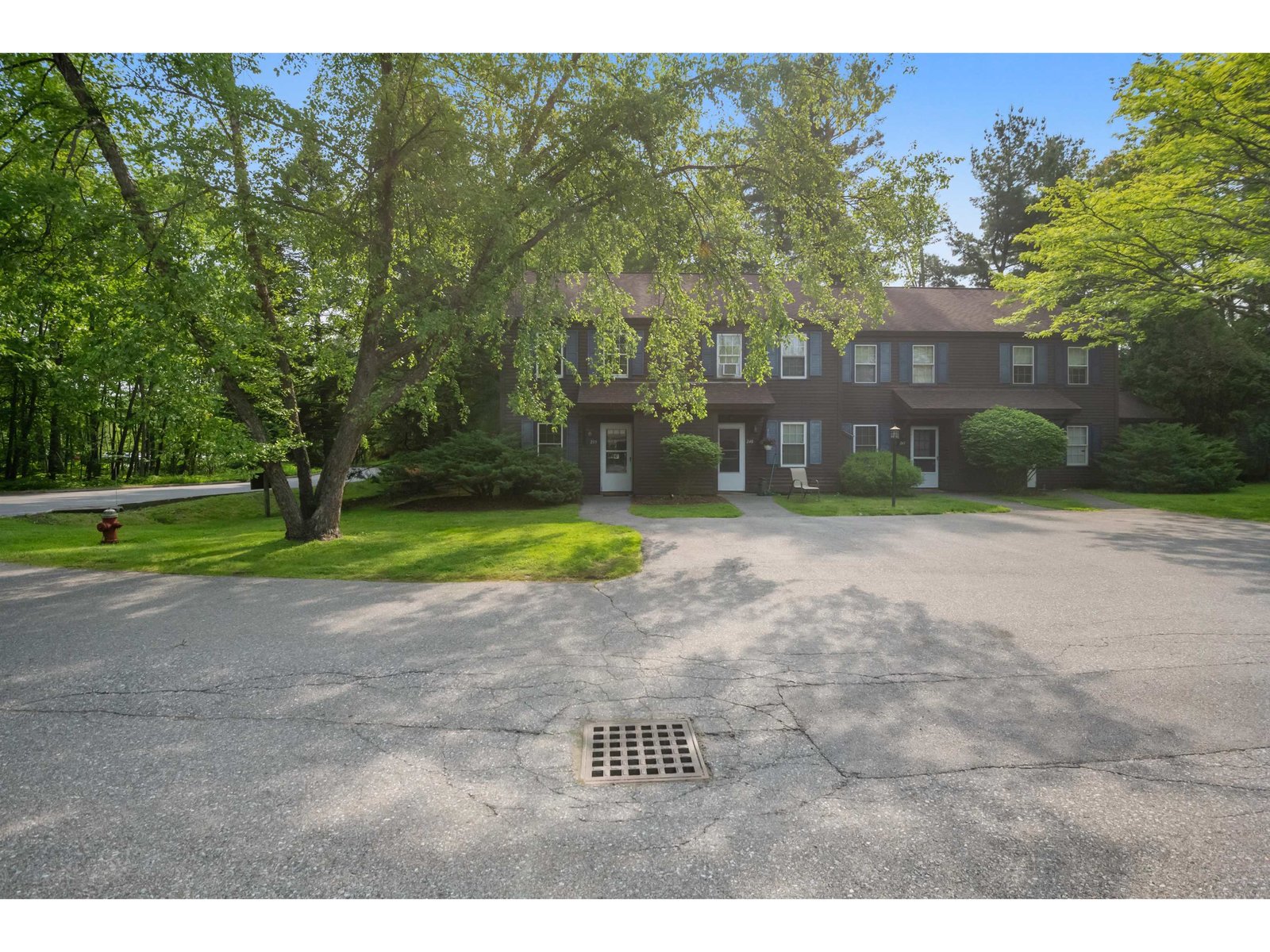 239 Twin Oaks Terrace