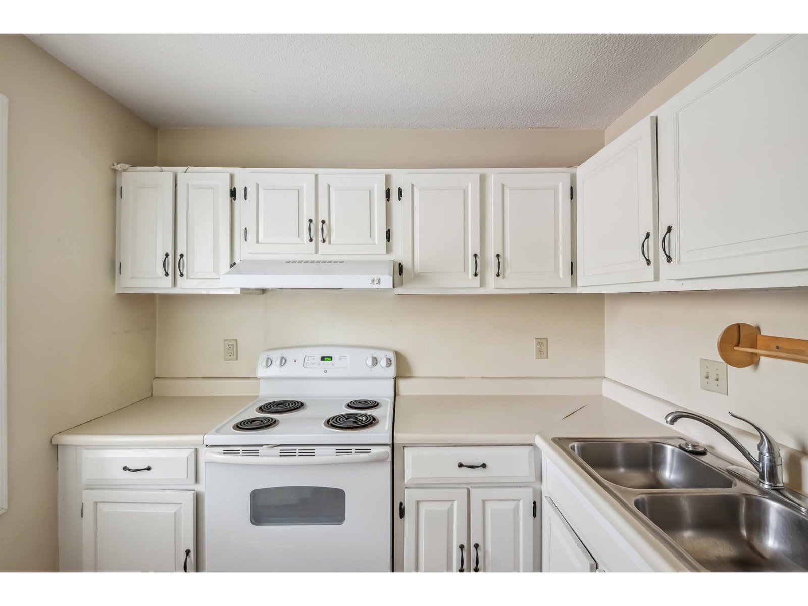 239 Twin Oaks Terrace