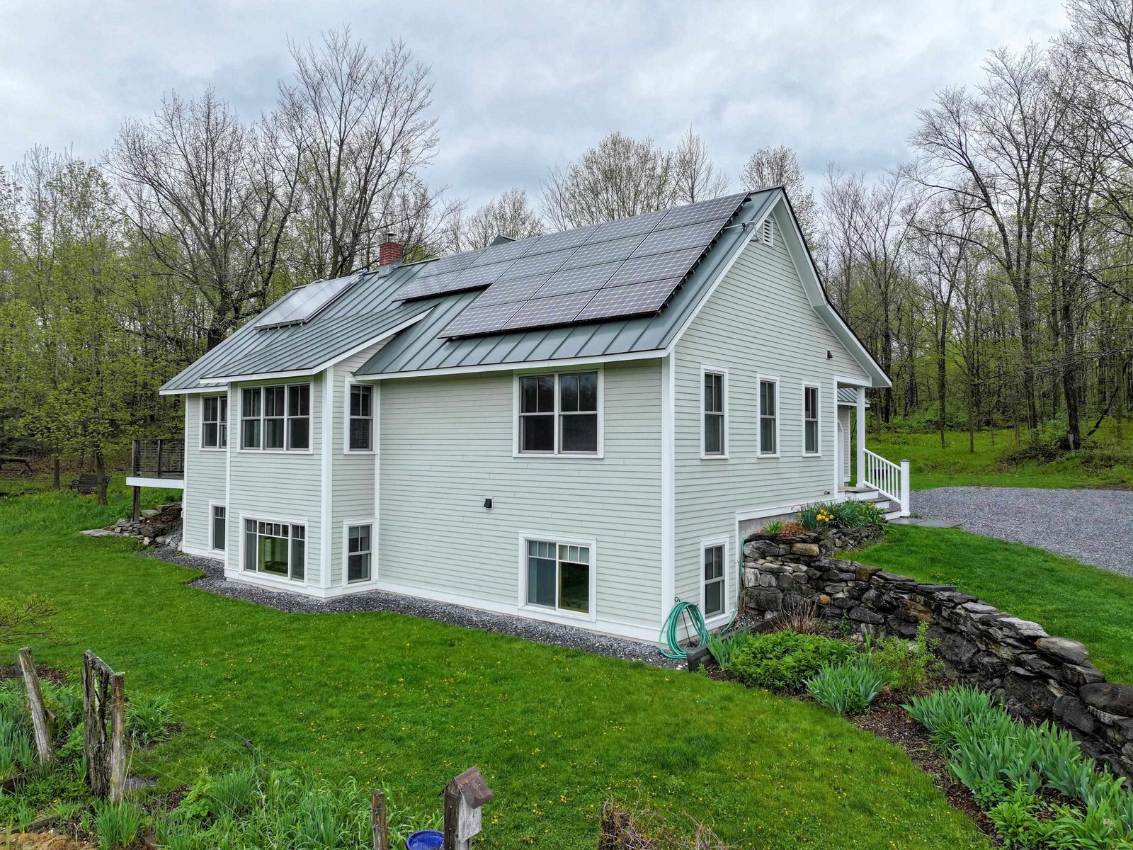 2392 Leland Road
