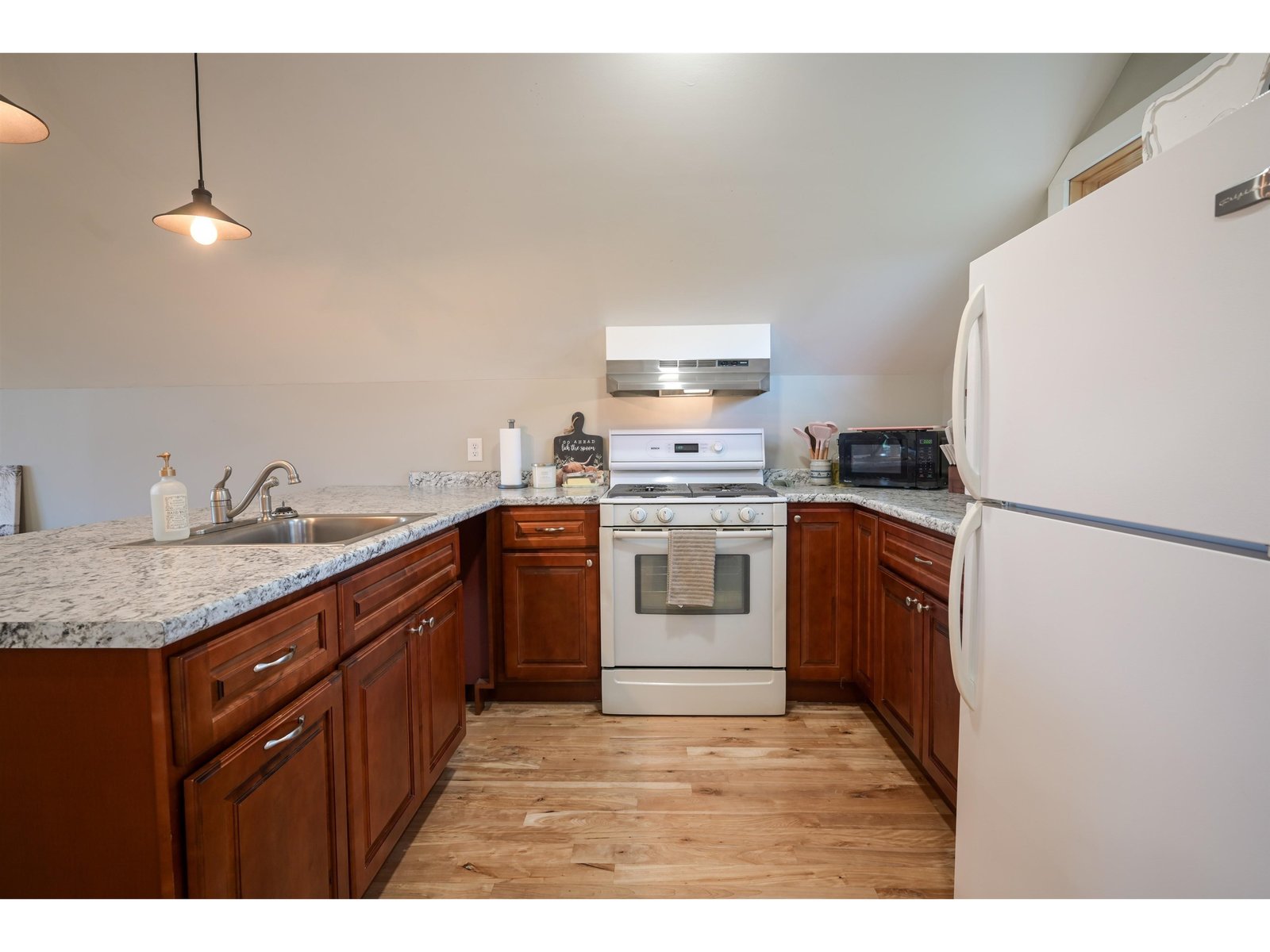 2392 Leland Road