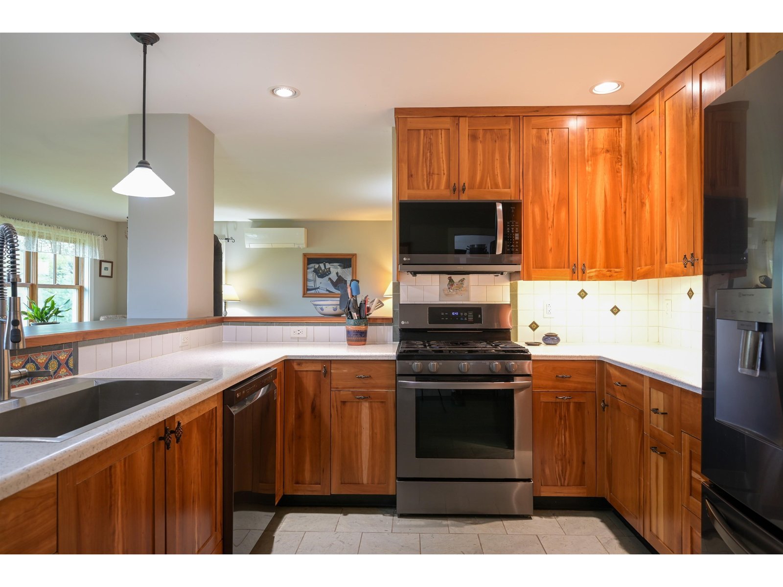 2392 Leland Road