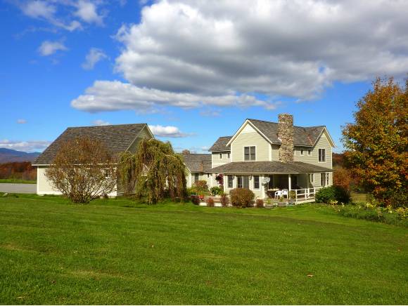 2392 Stowe Hollow Road