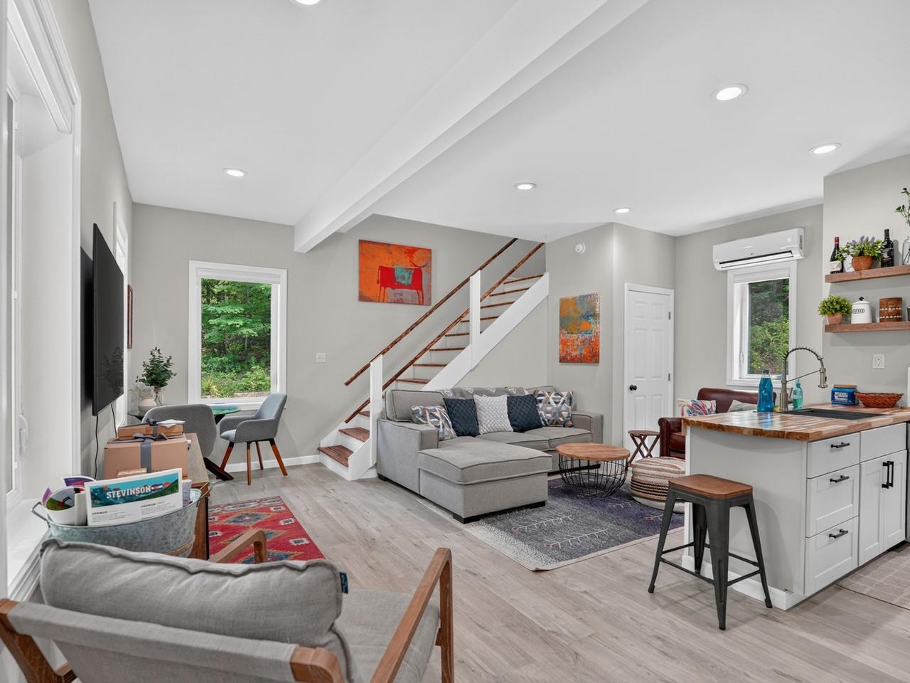 24 Angus Drive