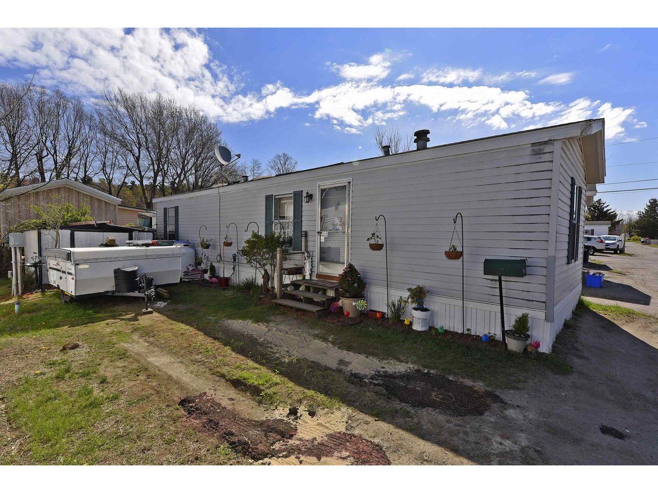 24 Avenue B