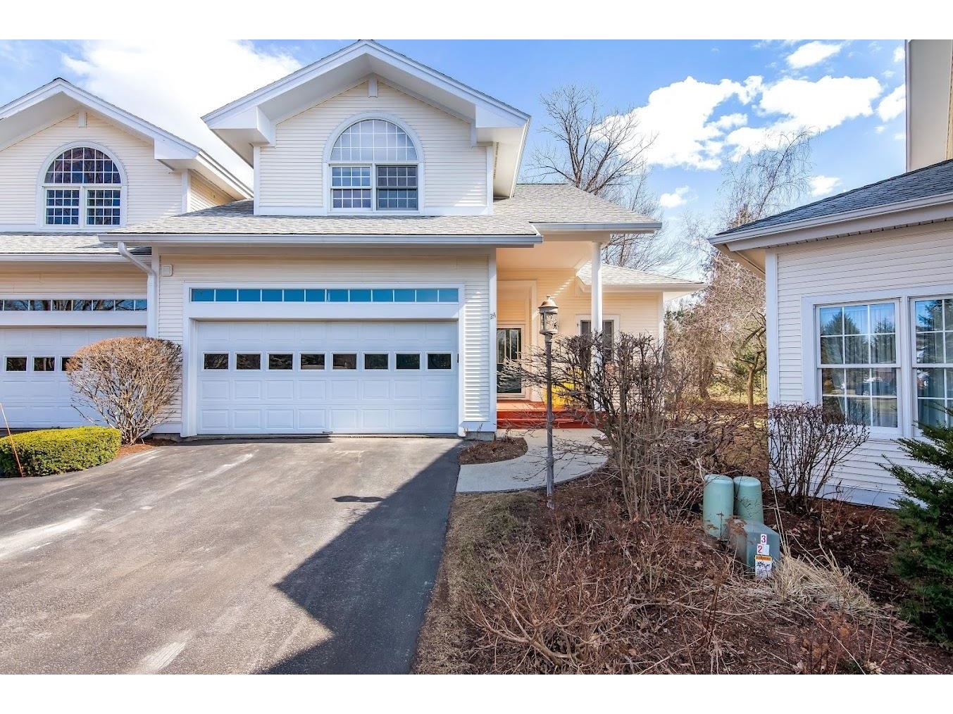 24 Baycrest Drive