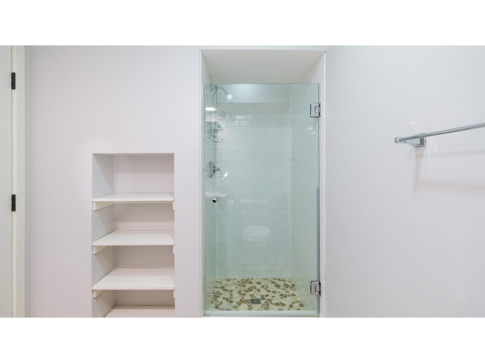 24 Ledgewood Road, Unit B2/B6 GR